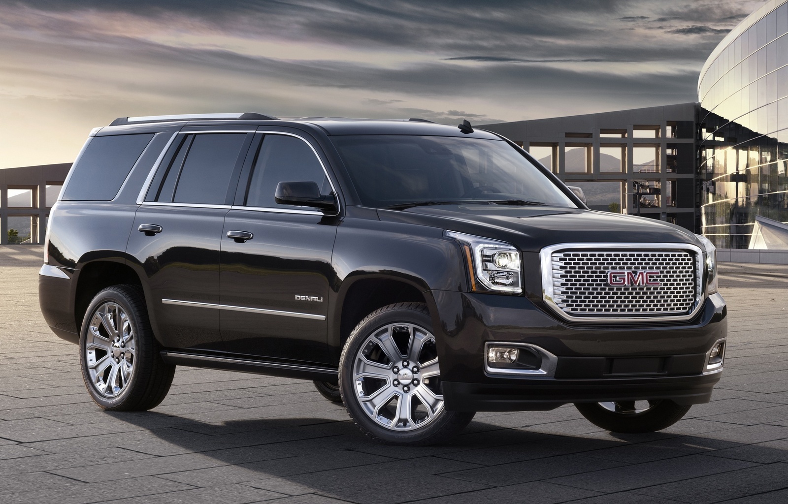 2015_gmc_yukon_denali-pic-4739006611162516845-1600x1200